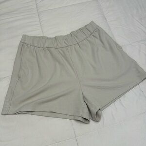 Crz ribbed shorts large bone color